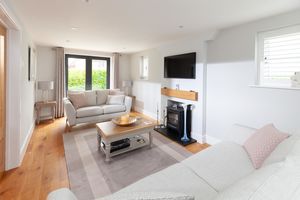 Sitting Room - click for photo gallery